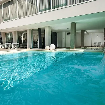 Hotel Niagara 3*